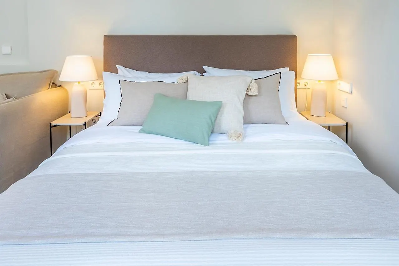 Cordoba Home Center Suites & Free Private Parking 0*,  Spain